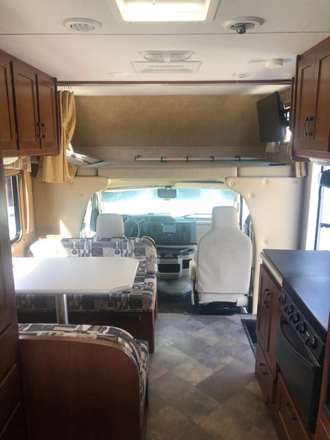 Class C RV 2014 Forest River Sunseeker Drivable vehicle in Gallatin