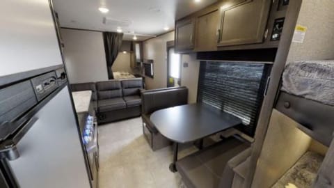 THE Jayco Jay Flight Bunk House Tráiler remolcable in Lewisville