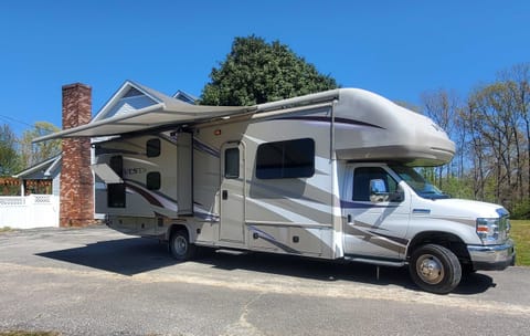 2017 Holiday Rambler Vesta Drivable vehicle in Jackson