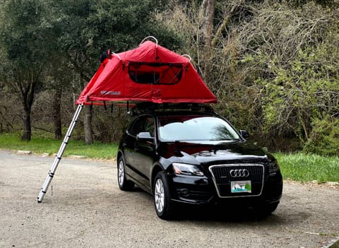 Luxx Audi Q5 + Roof Top Tent | 4x4 | Great MPG Camper in Castro Valley