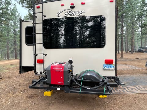 2018 Keystone Cougar Half-Ton towable Towable trailer in Truckee