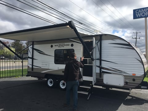 2018 Forest River Wildwood X-Lite - easy tow! Rimorchio trainabile in Bergen County