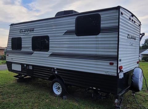 2019  Clipper Cadet (2700lbs) Reboque rebocável in East Ridge