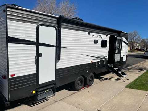 Frannek's Grouding Retreat Towable trailer in Thornton