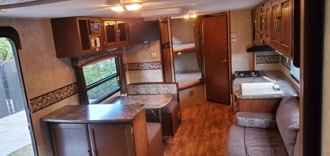 The Ultimate Family Camper-Trailor Towable trailer in Laval
