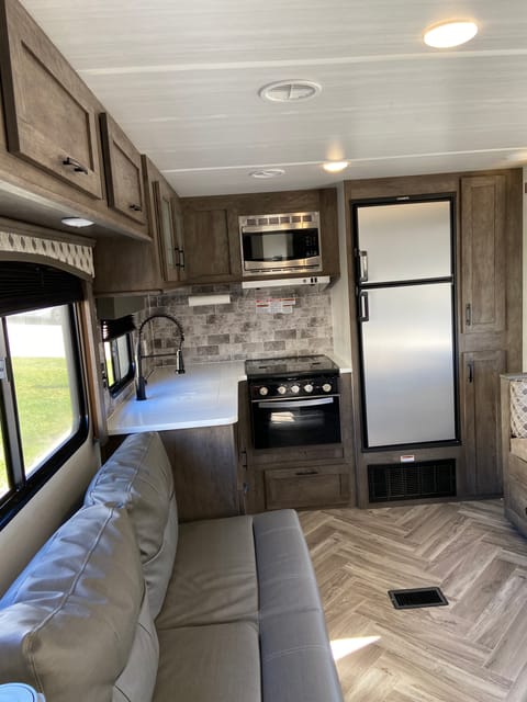 2021 Forest River Evo T2360 - DELIVERY ONLY Towable trailer in Temecula