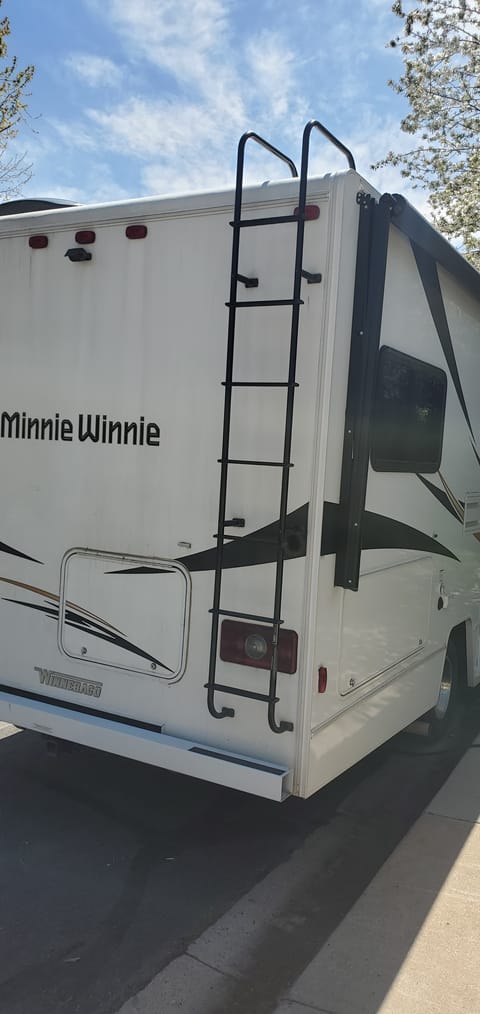 2017 Winnebago Minnie Winnie - super clean & fun, sleeps 6, 4+ days Fahrzeug in Boulder