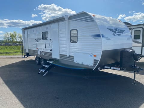 * Passport to Adventure! * New 2021 Shasta Oasis 26DB * Remorque tractable in Lakewood