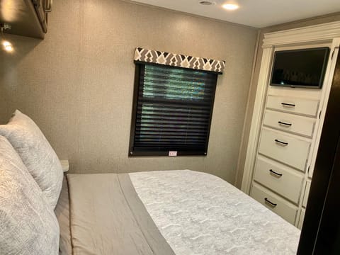 2021 Jayco Redhawk 31F BUNKS!!!! Drivable vehicle in Palm City