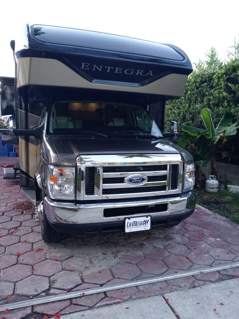 2019 Entegra Coach Esteem Drivable vehicle in Coral Gables