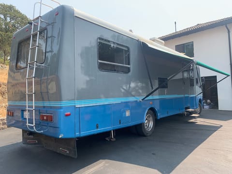 Big Blue Drivable vehicle in El Dorado Hills