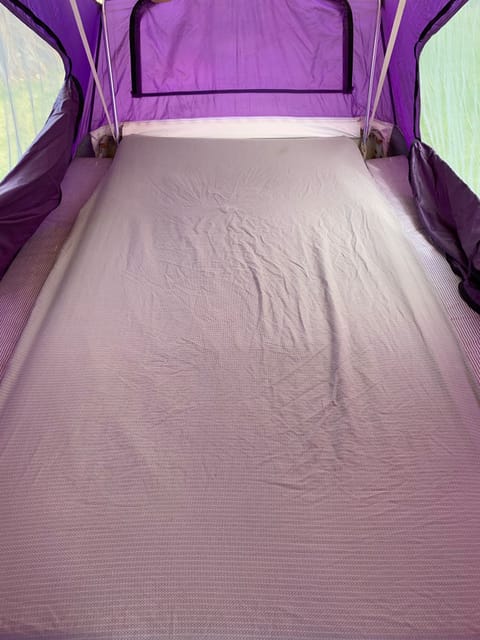 Ultra light, tiny tent trailer, Super easy to set up! Rimorchio trainabile in Farmington