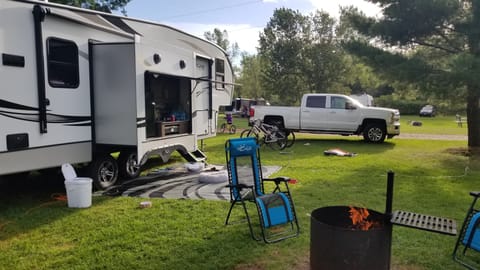 2020 Keystone Cougar Half-Ton Towable trailer in Lakeville