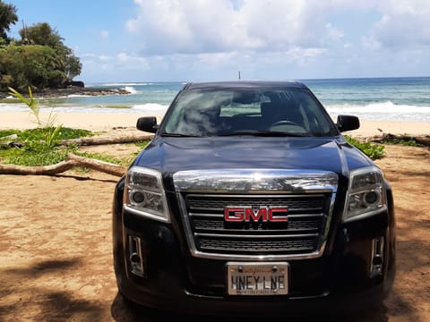 GMC Honeylane Kailani Drivable vehicle in Wailua