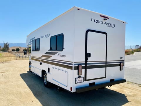 2021 Coachmen Freelander 22XG - MiniLander Drivable vehicle in Pomona