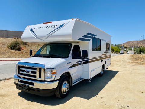 2021 Coachmen Freelander 22XG - MiniLander Drivable vehicle in Pomona