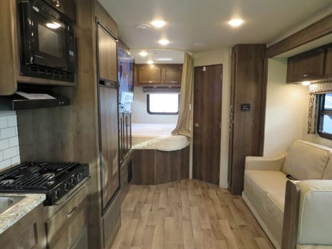 2019 Jayco Redhawk Drivable vehicle in Tigard
