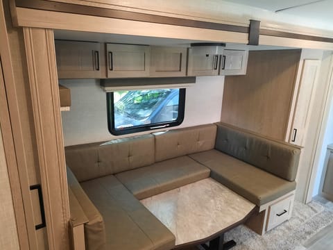 2021 Rockwood MiniLite 2509s 26 Foot Towable trailer in Bellevue