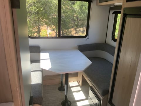 Dining seats 4 and offers large rear windows offering great views of the scenery