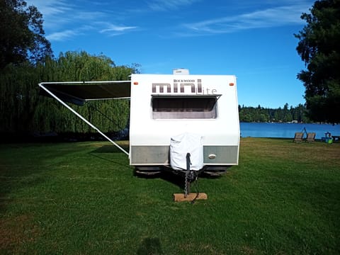 Family-Friendly Mini-Lite! Towable trailer in Paine Lake Stickney