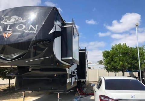 Glamping Done Right!! 2019 Jayco Talon 403t (delivery only) Towable trailer in Leander