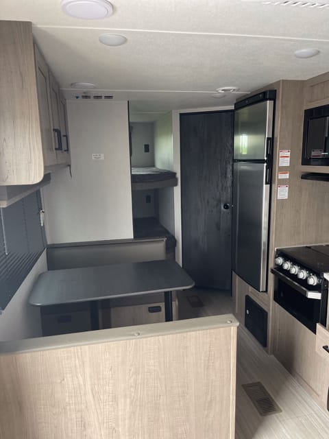 2021 Keystone Hideout Towable trailer in Killeen