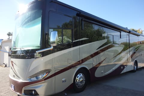 2017 Tiffin Motorhomes Phaeton-The “Bus” Drivable vehicle in McCormick Ranch