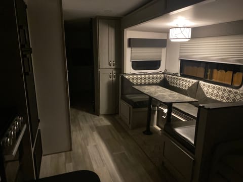 2021 Tracer 31BHD - Bunkhouse! Fully Loaded Amenities! Towable trailer in Simi Valley