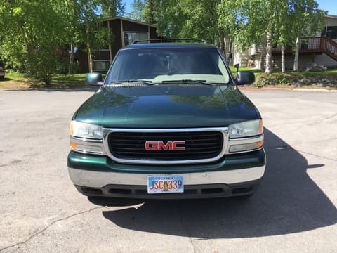 2004 Overland Yukon XL Drivable vehicle in Anchorage
