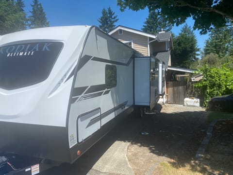 "The Road House",  2021 Dutchmen Kodiak Ultimate Towable trailer in King County