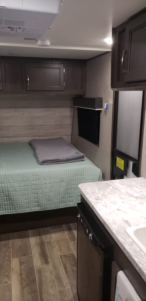 2021 Jayco Jay Flight SLX 174bh Towable trailer in Joliet