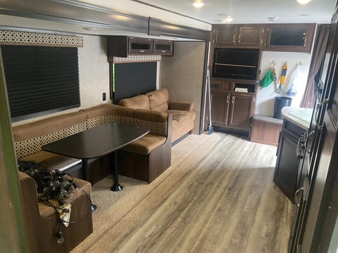 2018 jayco 287bhs Towable trailer in Biloxi