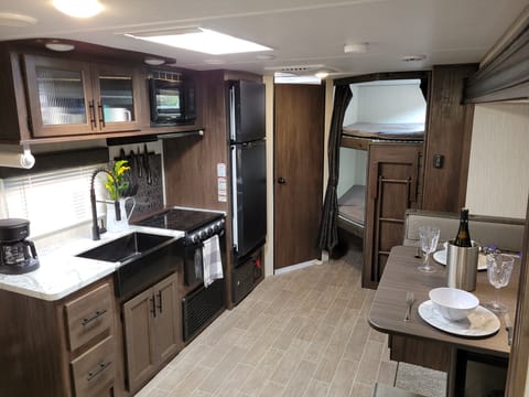 New beautiful Travel Trailer 2021 Forest River 23DBH Towable trailer in Waukegan