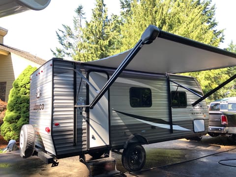 2020 21ft  Jayco SLX baja edition Easy Tow! Towable trailer in Happy Valley