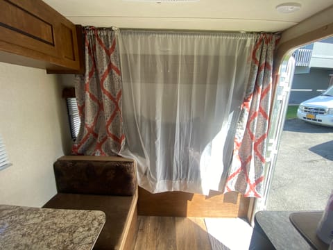 2018 Forest River Wildwood X-Lite Tráiler remolcable in Anchorage