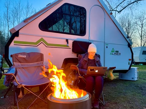 Cute + Minimal A-frame (Aliner) Towable trailer in Beacon