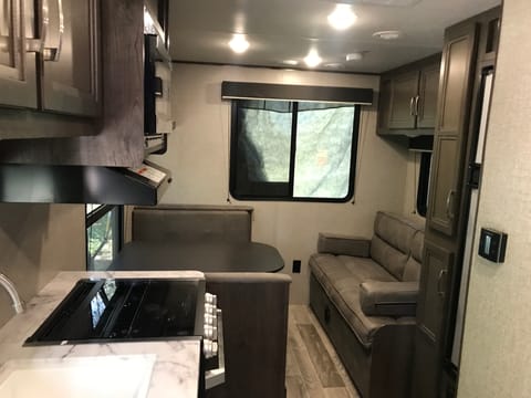 Brand New Jayco Jay Flight Towable trailer in Roseville