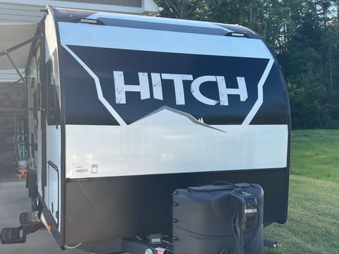 2022 Hitch 18BHS Towable trailer in Salisbury