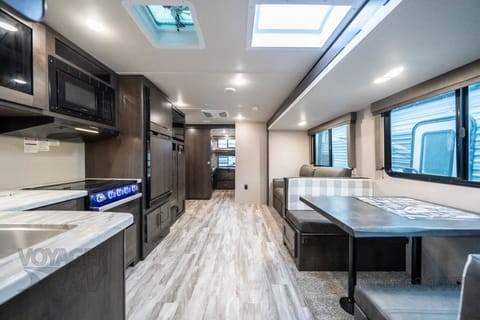 2021 Grand Design Transcend Xplor 32bhs Towable trailer in Port Saint Lucie