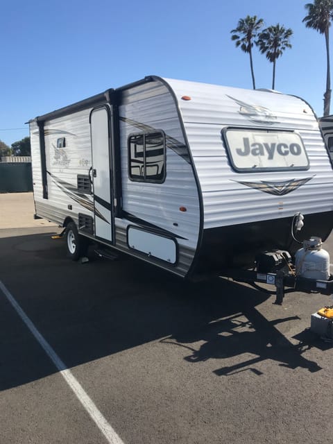 Lightweight Bunkhouse for 5 Towable trailer in Ventura