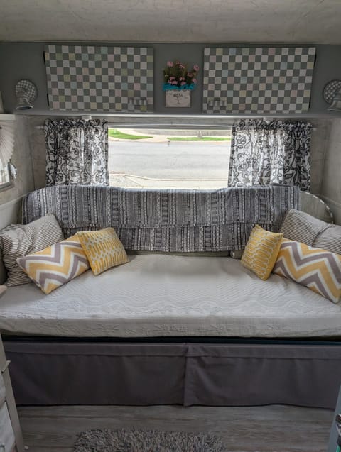 1959 Vintage Trailers Aloha     "CHARLOTTE ROSE" Towable trailer in Coeur dAlene