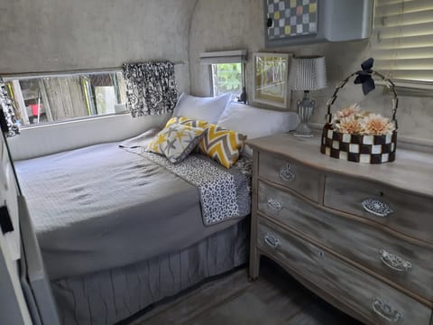 1959 Vintage Trailers Aloha     "CHARLOTTE ROSE" Towable trailer in Coeur dAlene