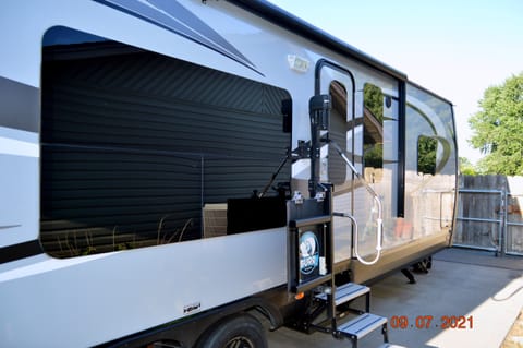 Dave and Eula's Outdoors RV Towable trailer in Kennewick