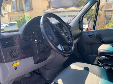 2019 Mercedes 19' Sprinter for Two - Super Clean Vehículo funcional in Milpitas