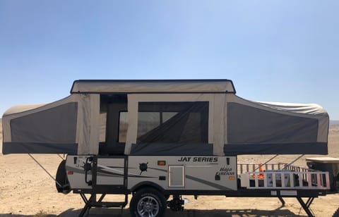 2015 Jayco Baja Pop Up/Hauler w/ AC & Solar Towable trailer in Temecula