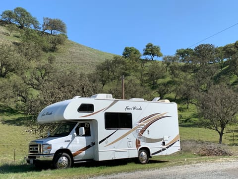 2019 Thor Four Winds 23U O1 Drivable vehicle in North Tustin