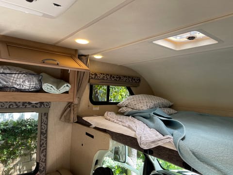 2019 Thor Four Winds 23U O3 Véhicule routier in North Tustin