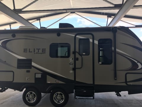 2017 Keystone Passport Towable trailer in Lake Worth