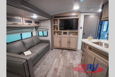Family friendly private bunkhouse trailer Towable trailer in Norman