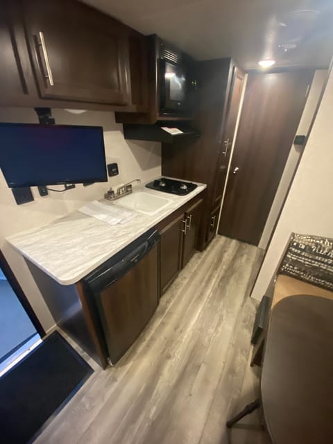 Lightweight 2019 Jayco great for lower towing capacity vehicles! Rimorchio trainabile in Absecon